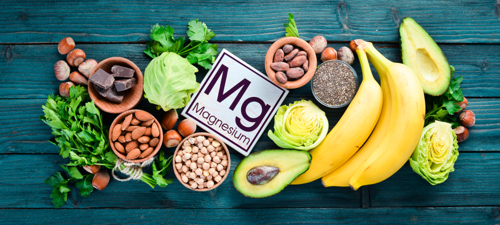 Foods,Containing,Natural,Magnesium.,Mg:,Chocolate,,Banana,,Cocoa,,Nuts,,Avocados,