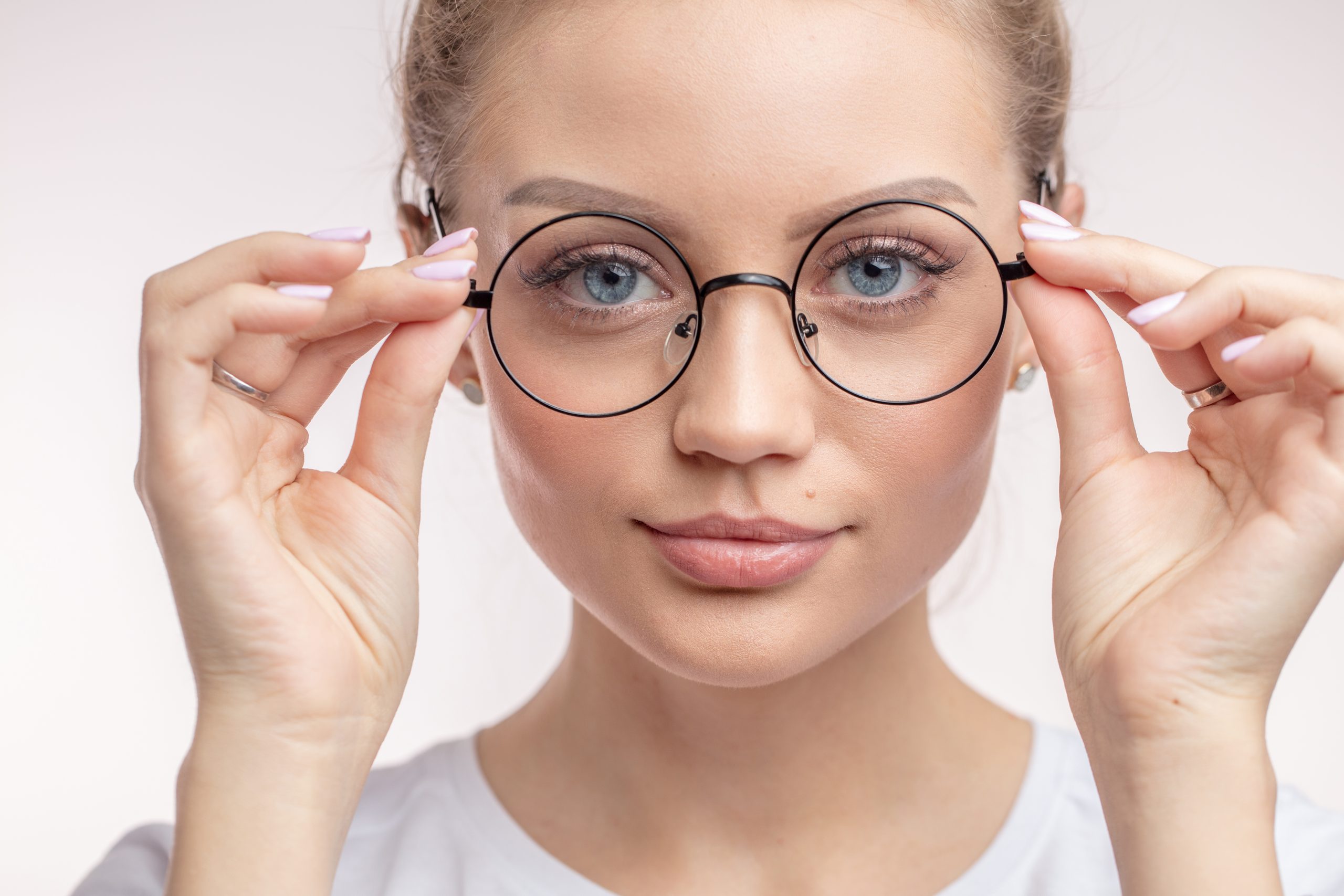 Schminktipps für Mädels mit Brille
